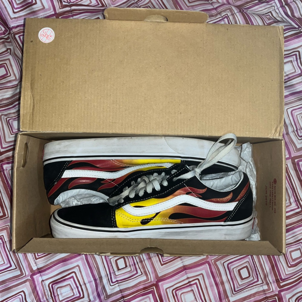 SOLD Flame Old Skool Vans